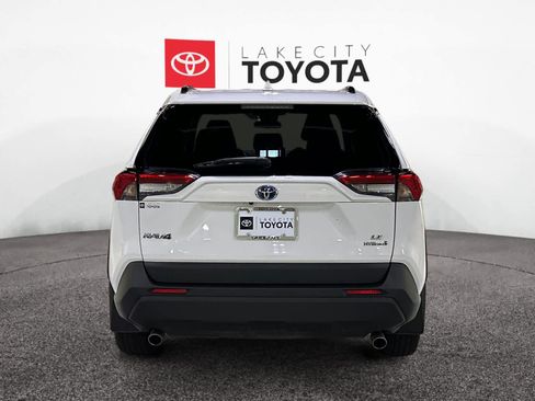 Used 2024 Toyota RAV4 LE image 6