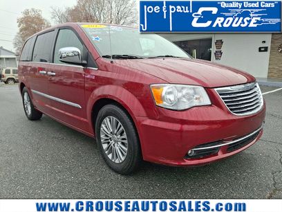 Used 2013 Chrysler Town & Country Touring-L w/ Driver Convenience Group