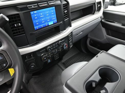 Used 2024 Ford F350 XL w/ XL Chrome Package image 22