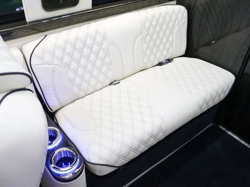 Used 2024 Mercedes-Benz Sprinter 3500 image 58