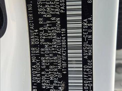 Used 2014 Toyota Camry SE w/ Moonroof Package image 16