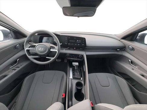 New 2026 Hyundai Elantra Sport image 13