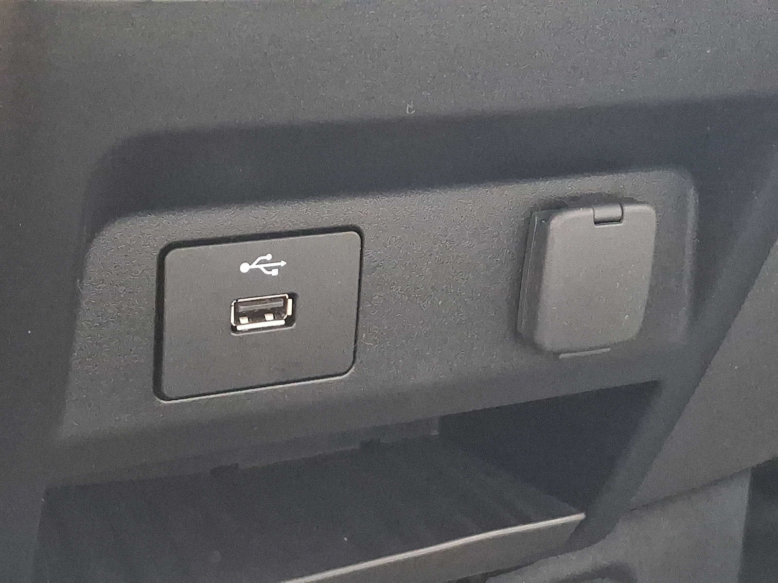 Used 2021 Ford F250 XL w/ Power Equipment Group AWD/4WD image 24