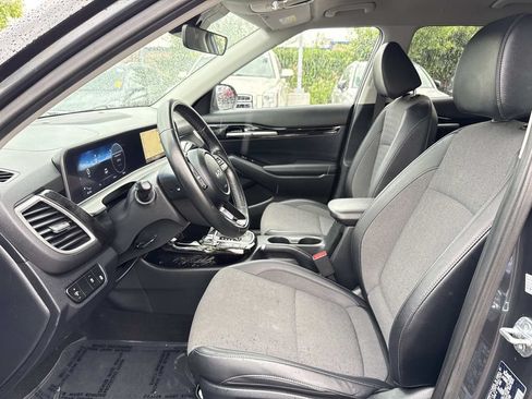 Used 2024 Kia Seltos S AWD/4WD image 10