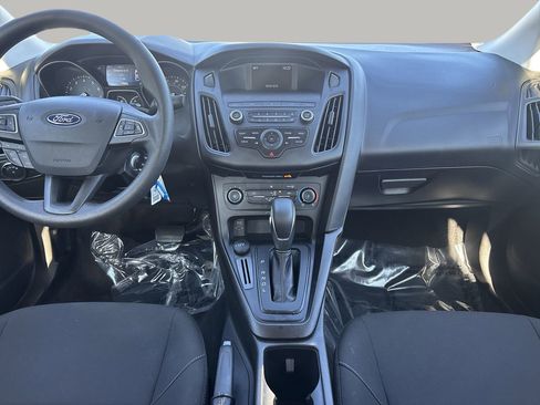 Used 2018 Ford Focus SE image 14