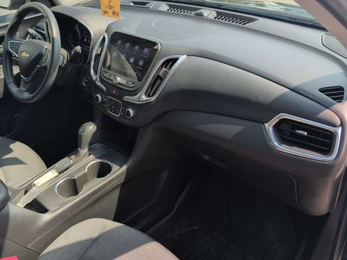 Used 2020 Chevrolet Equinox LT FWD image 30