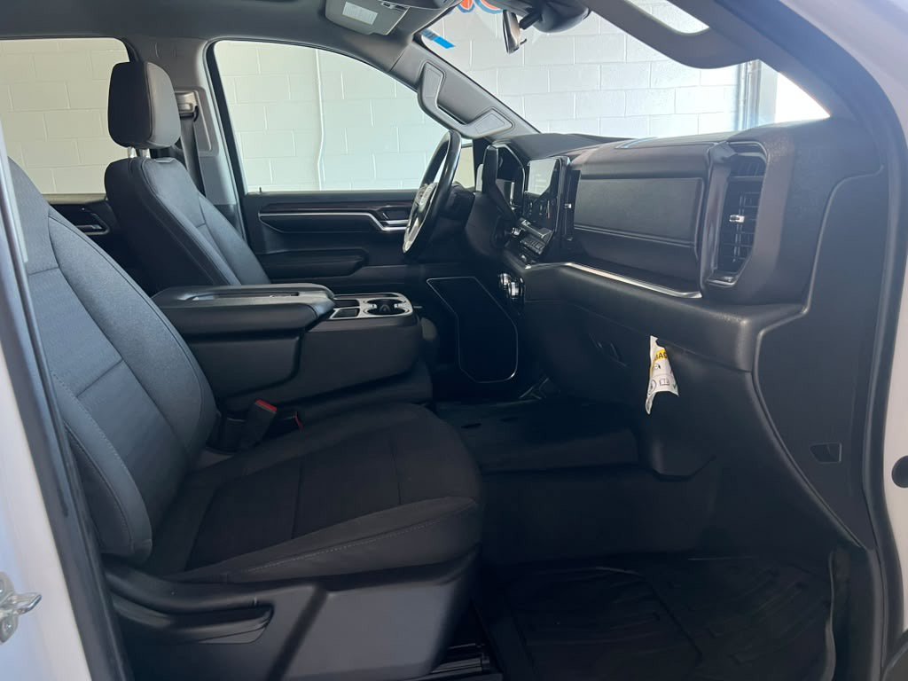 Used 2023 GMC Sierra 1500 Elevation AWD/4WD image 13