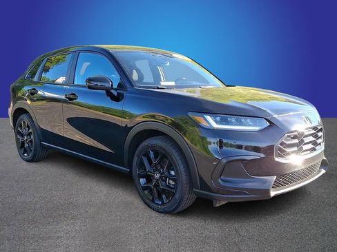 Used 2024 Honda HR-V Sport image 3