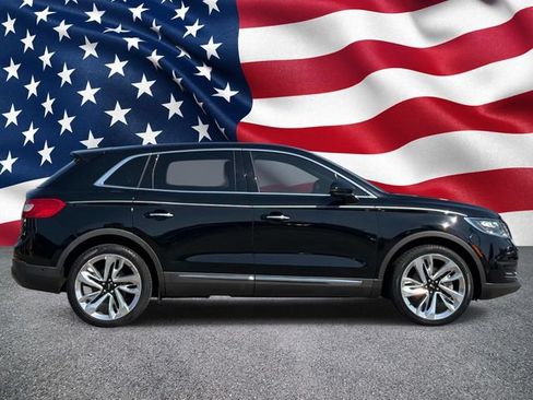 Used 2016 Lincoln MKX Reserve w/ Luxury Package FWD image 4