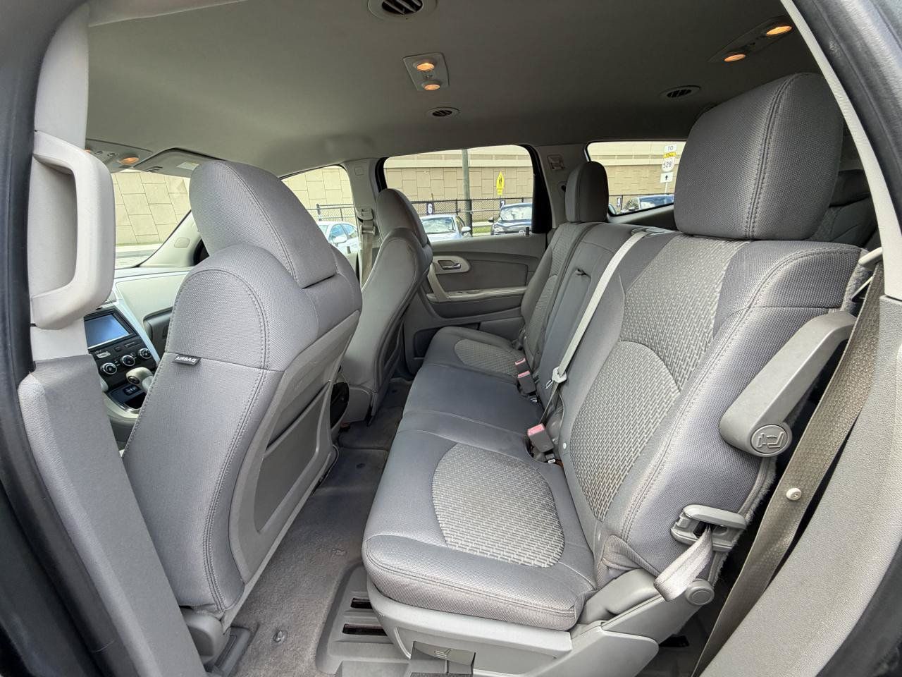 Used 2012 Chevrolet Traverse LS FWD image 8
