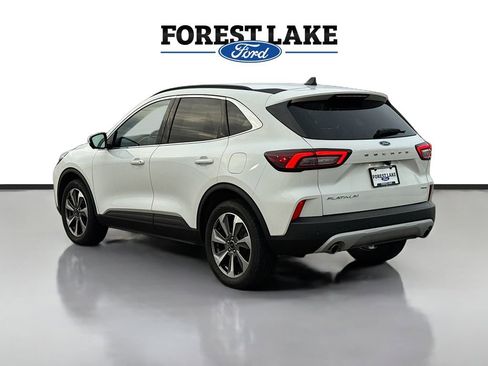 Used 2023 Ford Escape Platinum image 5