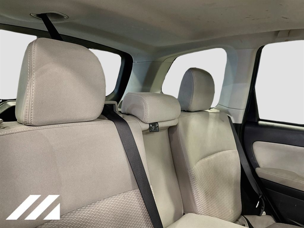 Used 2015 Subaru Forester 2.5i Premium w/ All-Weather Package AWD/4WD image 28