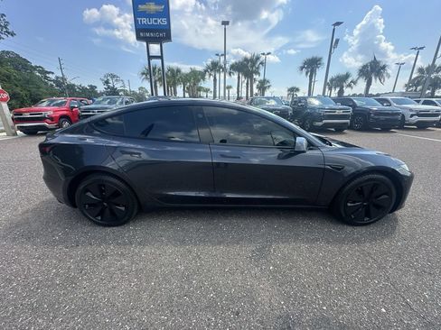 Used 2024 Tesla Model 3 Long Range AWD/4WD image 17