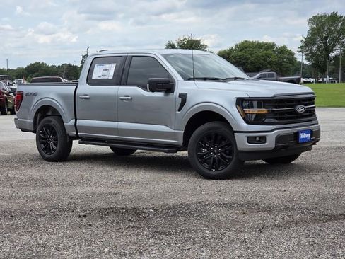 New 2026 Ford F150 XLT w/ Equipment Group 302A MID AWD/4WD image 2