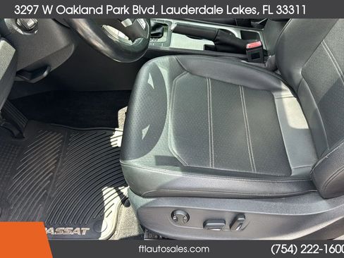 Used 2015 Volkswagen Passat TDI SE FWD image 21