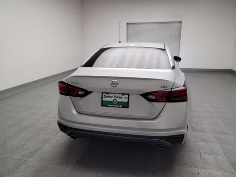 Used 2021 Nissan Altima 2.5 SR FWD image 7