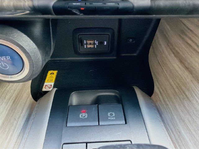 Used 2021 Toyota Venza Limited AWD/4WD image 29