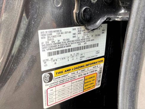 Certified 2024 Ford Expedition Limited image 33