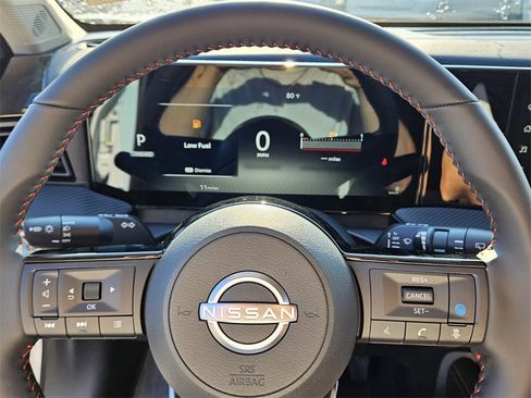 New 2025 Nissan Kicks SR image 23