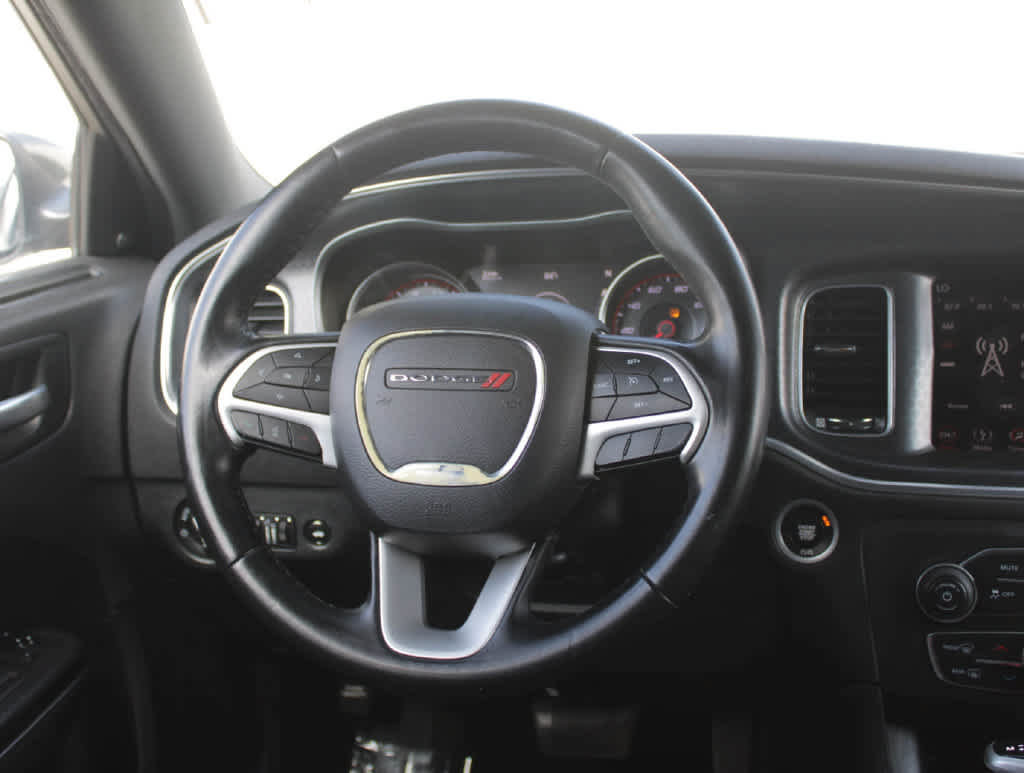 Used 2018 Dodge Charger SXT Plus RWD image 15