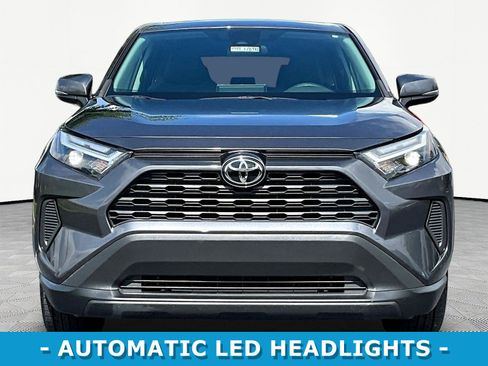 Used 2023 Toyota RAV4 LE AWD/4WD image 2