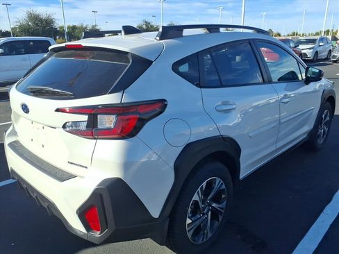 Used 2024 Subaru Crosstrek 2.0i Premium image 4