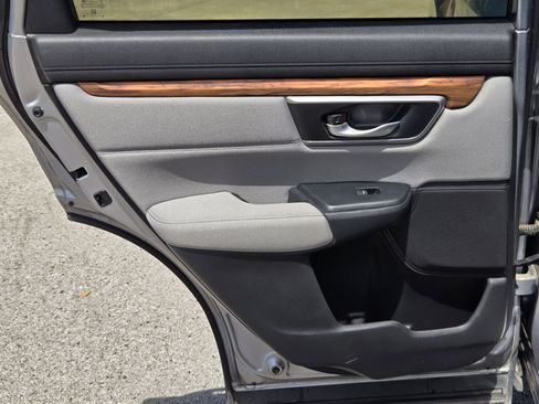 Used 2018 Honda CR-V EX image 15