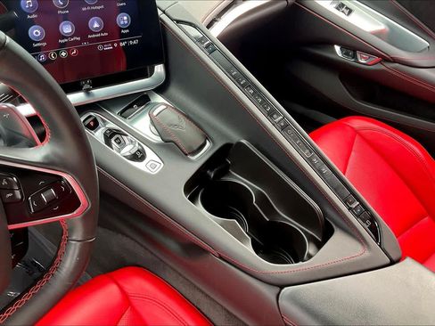 Used 2022 Chevrolet Corvette Stingray Coupe w/ Z51 Performance Package RWD image 15