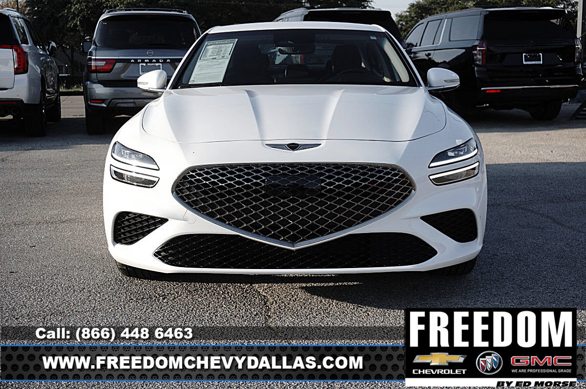 Used 2025 Genesis G70 2.5T AWD/4WD image 2