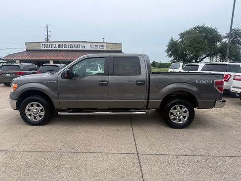 Used 2011 Ford F150 XLT w/ XLT Chrome Pkg AWD/4WD image 4