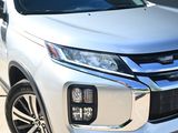 Used 2023 Mitsubishi Outlander Sport ES image 4