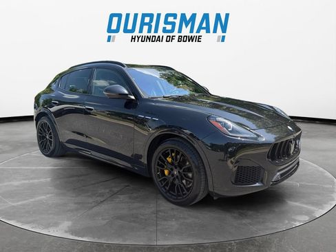 Used 2024 Maserati Grecale Modena AWD/4WD image 1