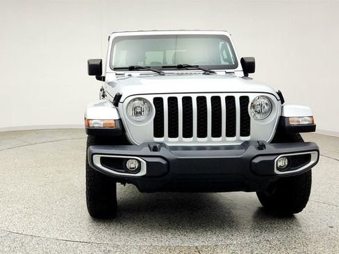 Used 2023 Jeep Gladiator Sport AWD/4WD image 2