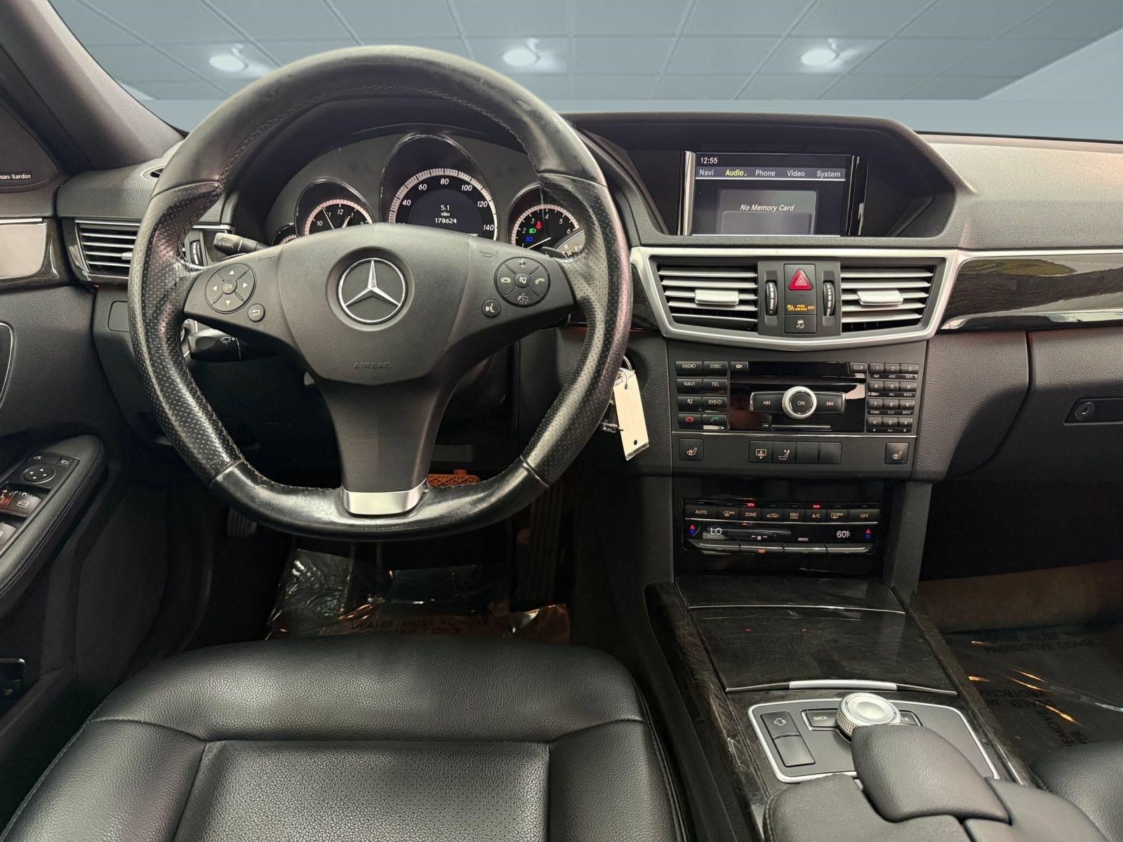 Used 2010 Mercedes-Benz E 350 Sedan image 30