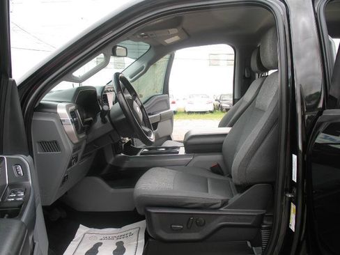 Used 2022 Ford F150 XLT w/ Equipment Group 302A High AWD/4WD image 18
