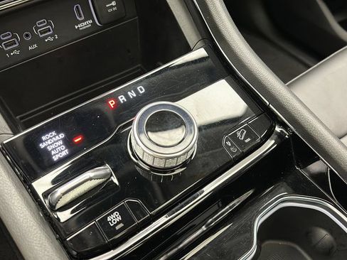 Used 2023 Jeep Grand Cherokee 4WD 4xe image 23