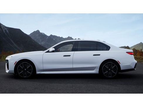 New 2026 BMW 760i xDrive image 4