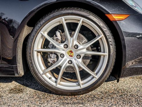 Used 2017 Porsche 911 Carrera image 54