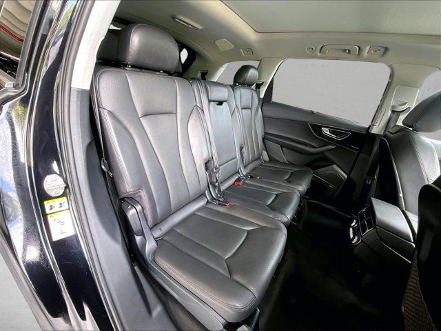Used 2017 Audi Q7 3.0T Prestige AWD/4WD image 28