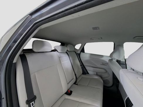 Used 2024 Hyundai Kona SE image 25