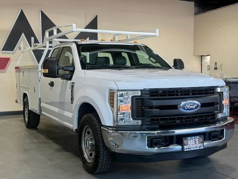 Used 2018 Ford F350 XL w/ Power Equipment Group RWD image 2