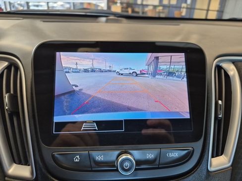 Used 2024 Chevrolet Malibu LT image 32