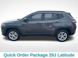 Used 2024 Jeep Compass Latitude AWD/4WD video 2