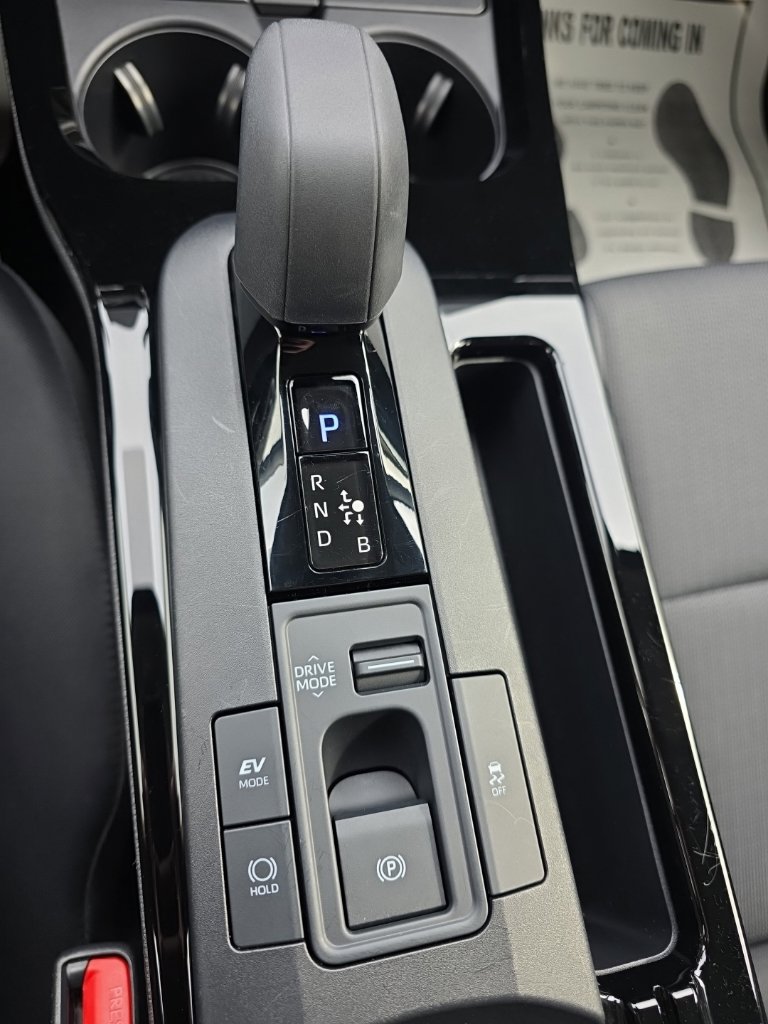 Certified 2026 Toyota Prius LE FWD image 21