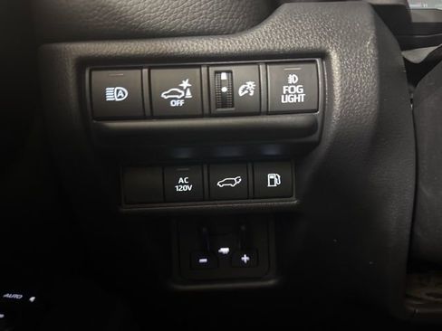 Used 2024 Toyota Land Cruiser image 21