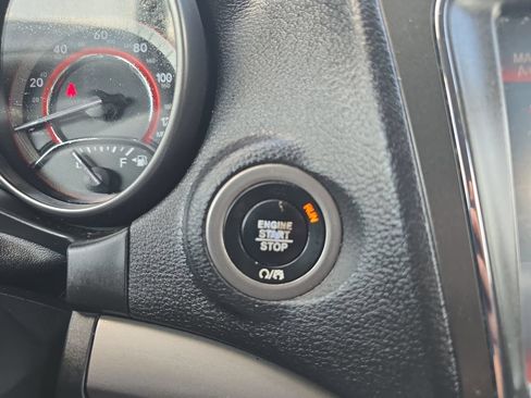 Used 2019 Dodge Journey Crossroad AWD/4WD image 28