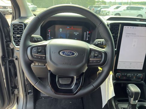 Used 2025 Ford Ranger XLT w/ Equipment Group 301A High AWD/4WD image 6