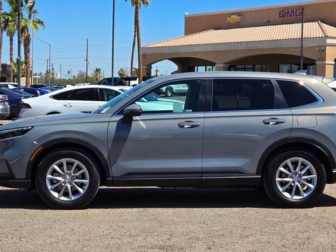 Used 2026 Honda CR-V EX image 7