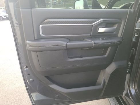 New 2025 RAM 2500 Big Horn AWD/4WD image 21