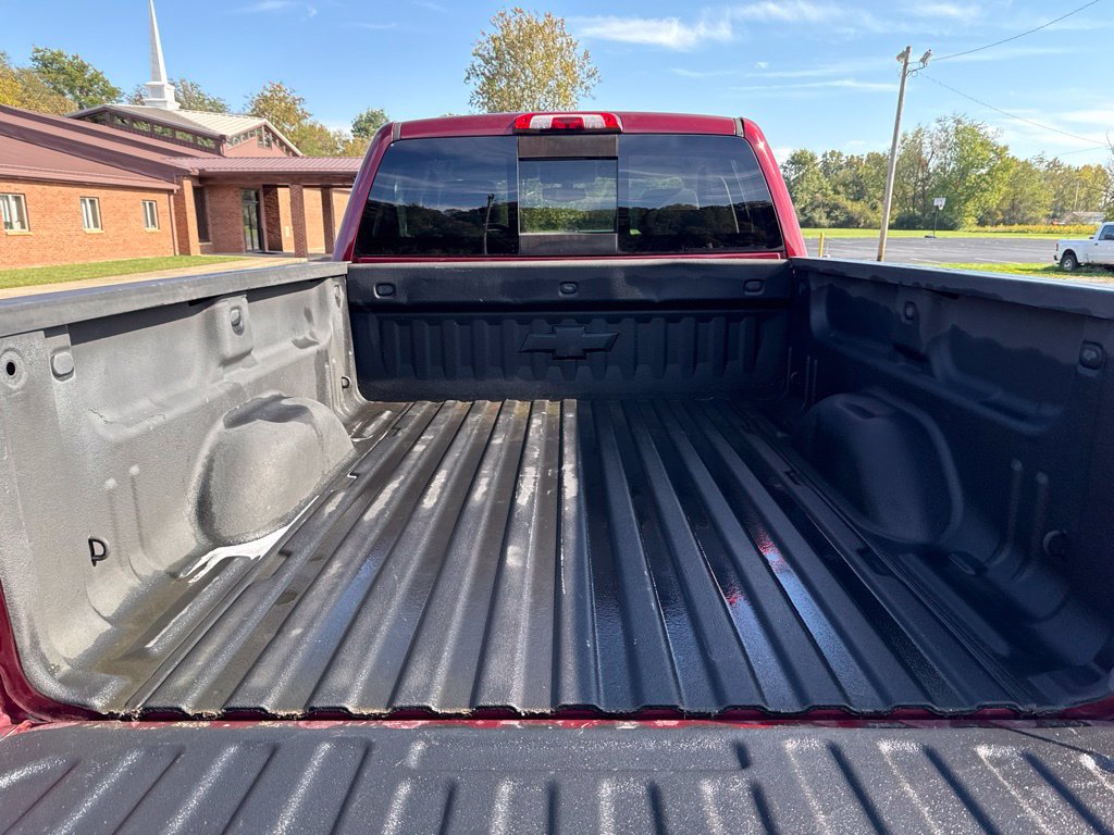 Used 2017 Chevrolet Silverado 1500 LT w/ All Star Edition AWD/4WD image 9